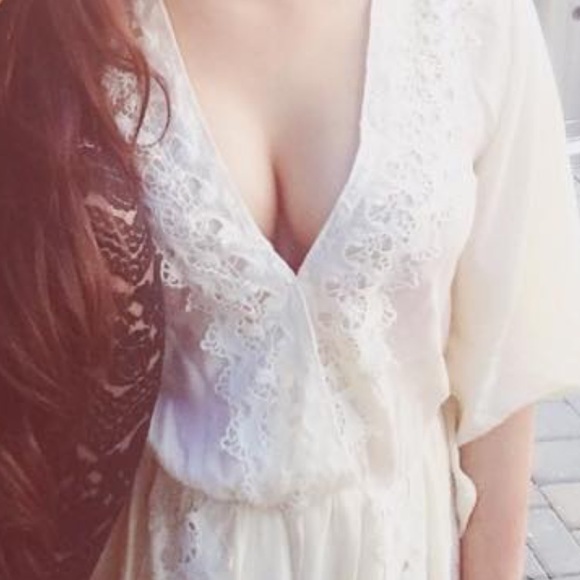 Cream romper - Picture 4 of 4